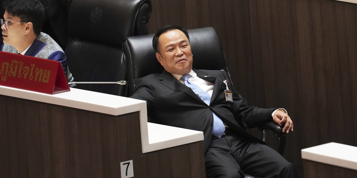 Il parlamento thailandese ha eletto come primo ministro Anutin Charnvirakul, imprenditore e politico esperto