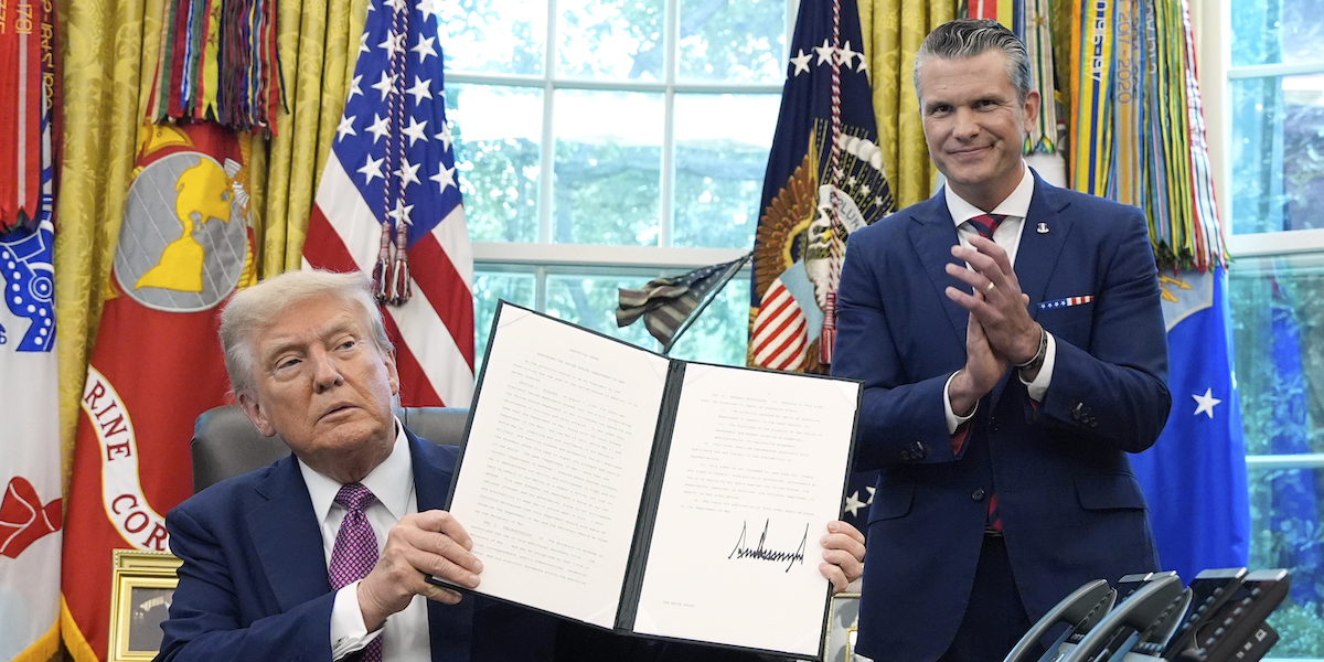 Trump ha cambiato il nome del dipartimento della Difesa in dipartimento della Guerra