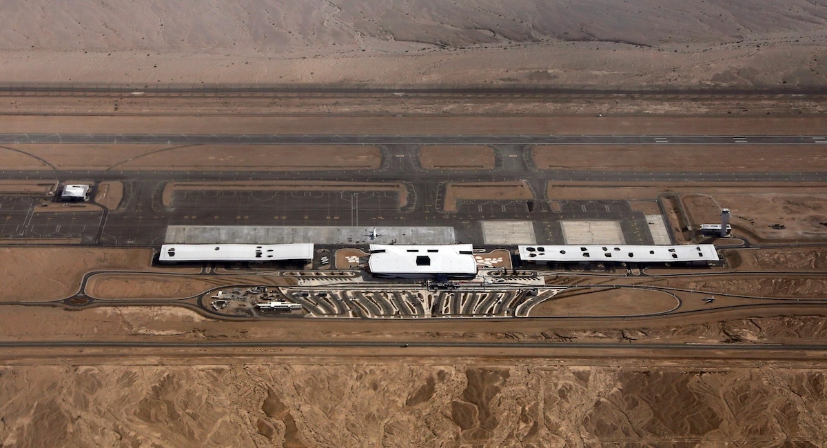 Un drone degli Houthi partito dallo Yemen ha colpito un aeroporto israeliano, causando danni limitati