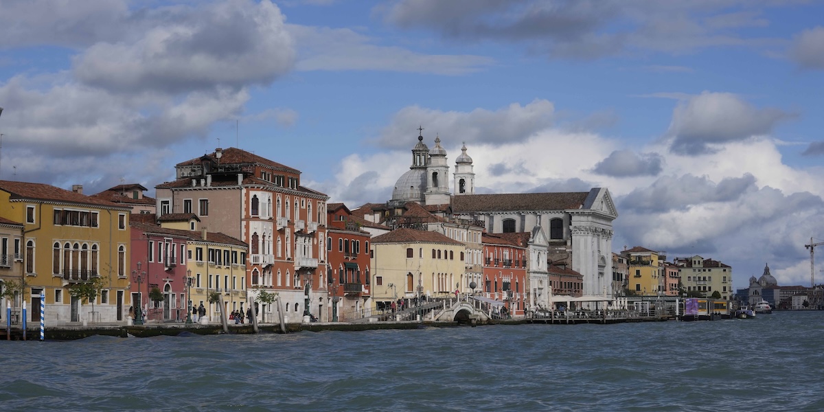Gli abitanti del centro storico di Venezia continuano a diminuire: ora sono meno di 48mila