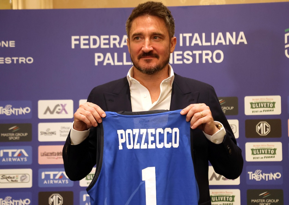 Gianmarco Pozzecco durante la sua presentazione come nuovo Commissario Tecnico della Nazionale, 3 giugno 2022 (ANSA/MATTEO BAZZI)