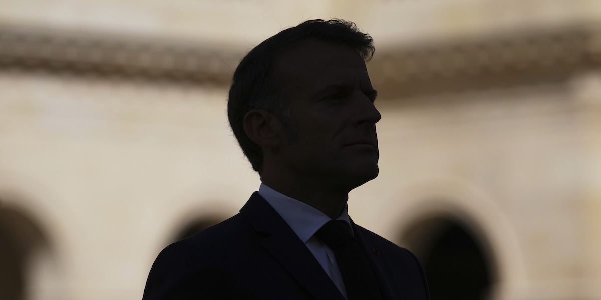 Macron sta finendo i candidati a primo ministro