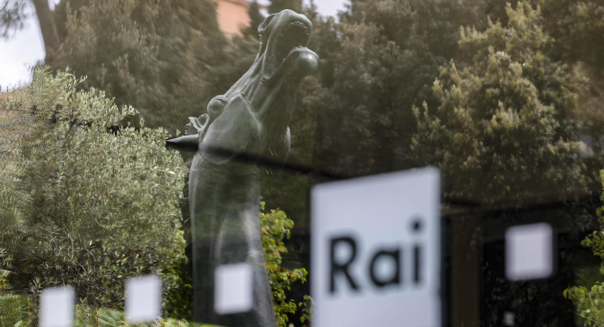 Sulla Rai la politica si è aggrovigliata