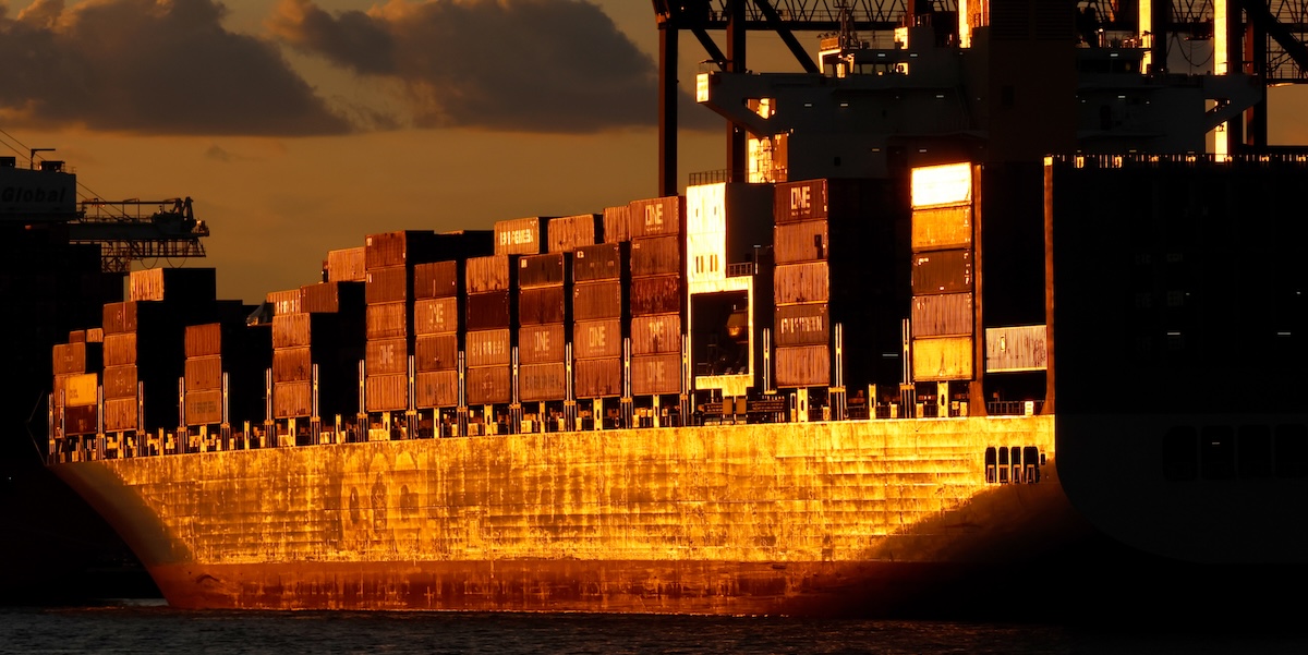 Al porto di Ravenna non hanno fatto partire due container di esplosivi diretti in Israele