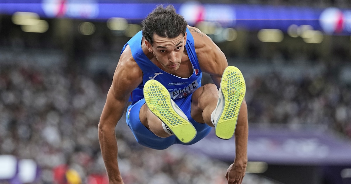 Andrea Dallavalle ha vinto l’argento nel salto triplo, la sesta medaglia italiana ai Mondiali di atletica