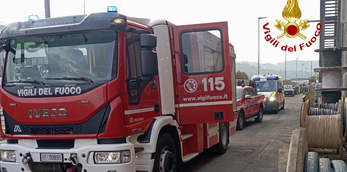 Tre lavoratori sono morti a causa di un’esplosione in un’azienda che smaltisce rifiuti in provincia di Caserta