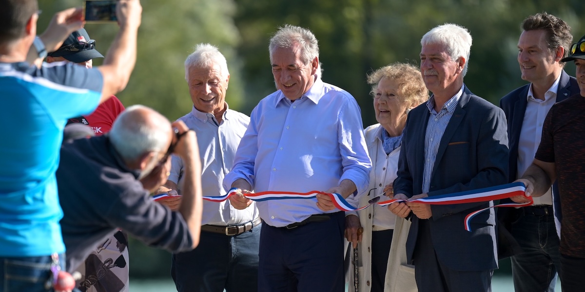François Bayrou è tornato a fare il sindaco