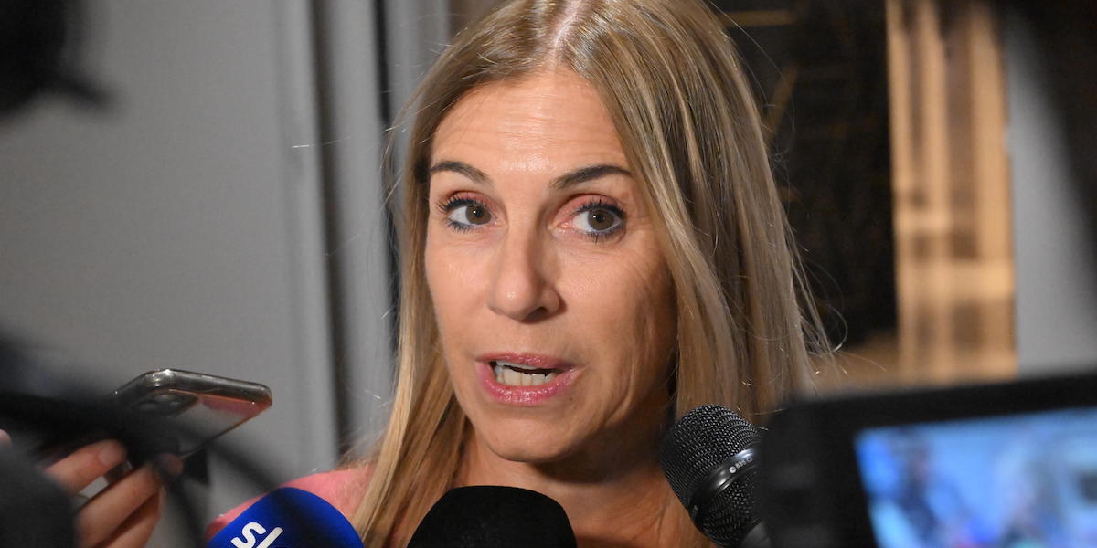 L’ex allenatrice della Nazionale di ginnastica ritmica Emanuela Maccarani è stata rinviata a giudizio per maltrattamenti