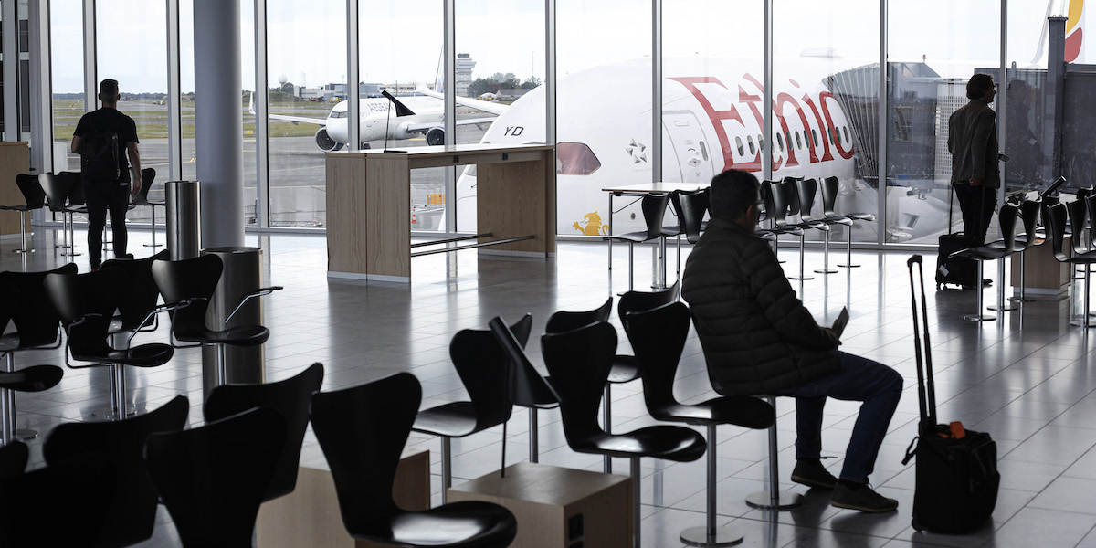 L’aeroporto di Copenaghen è stato temporaneamente chiuso per la presenza di alcuni droni non identificati