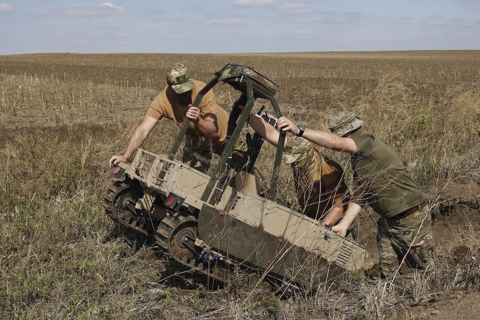 Soldati ucraini nella regione di Zaporizhzhia, in una foto del settembre 2025