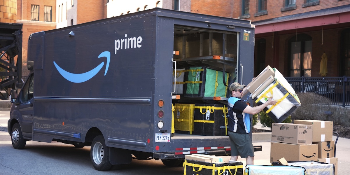 Amazon ha accettato di pagare 2,5 miliardi di dollari per chiudere una causa su pratiche scorrette legate all’offerta Prime