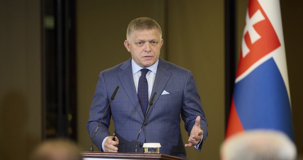 In Slovacchia è stato approvato un emendamento costituzionale che riconosce solo due generi e riduce i diritti delle coppie omosessuali