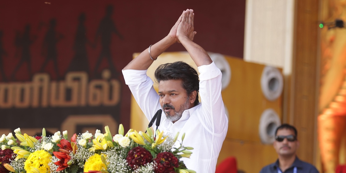 Almeno 39 persone sono morte nella calca durante un comizio politico in India