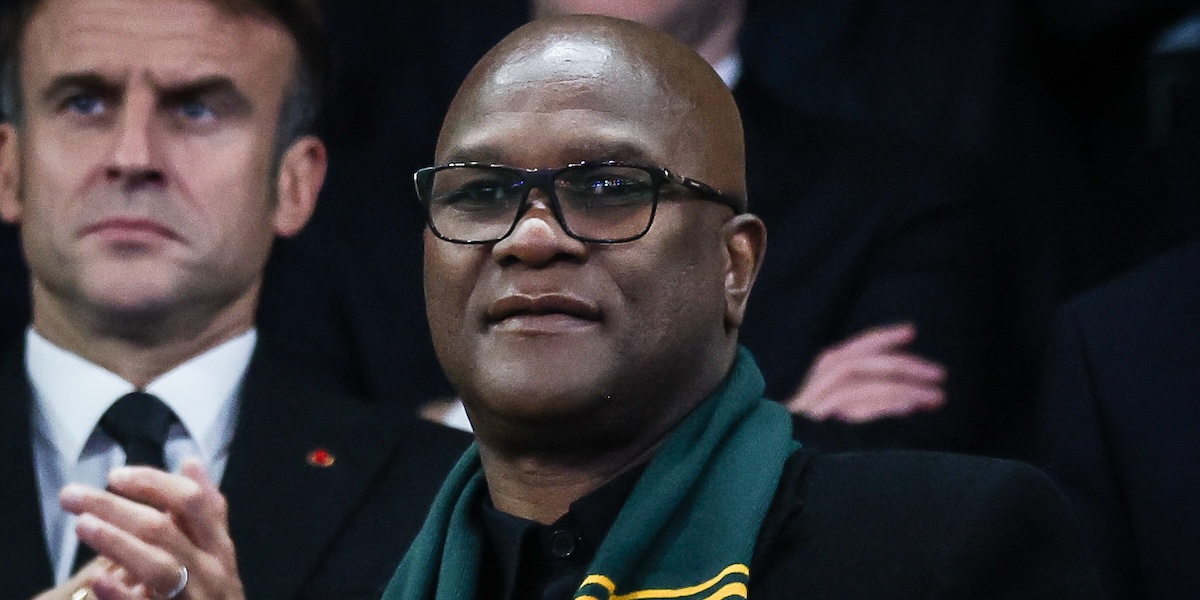 L’ambasciatore del Sudafrica in Francia è stato trovato morto davanti a un hotel a Parigi