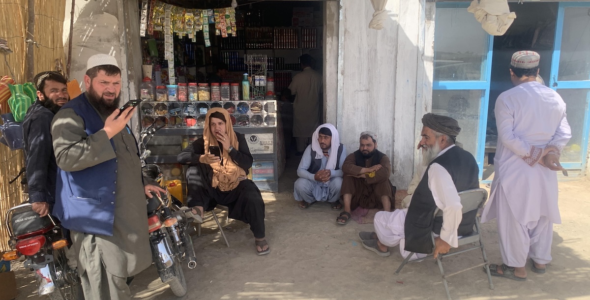 La connessione internet sta parzialmente tornando in Afghanistan, dopo che i talebani l’avevano bloccata