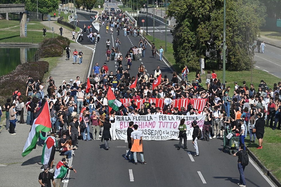 Il corteo a Torino