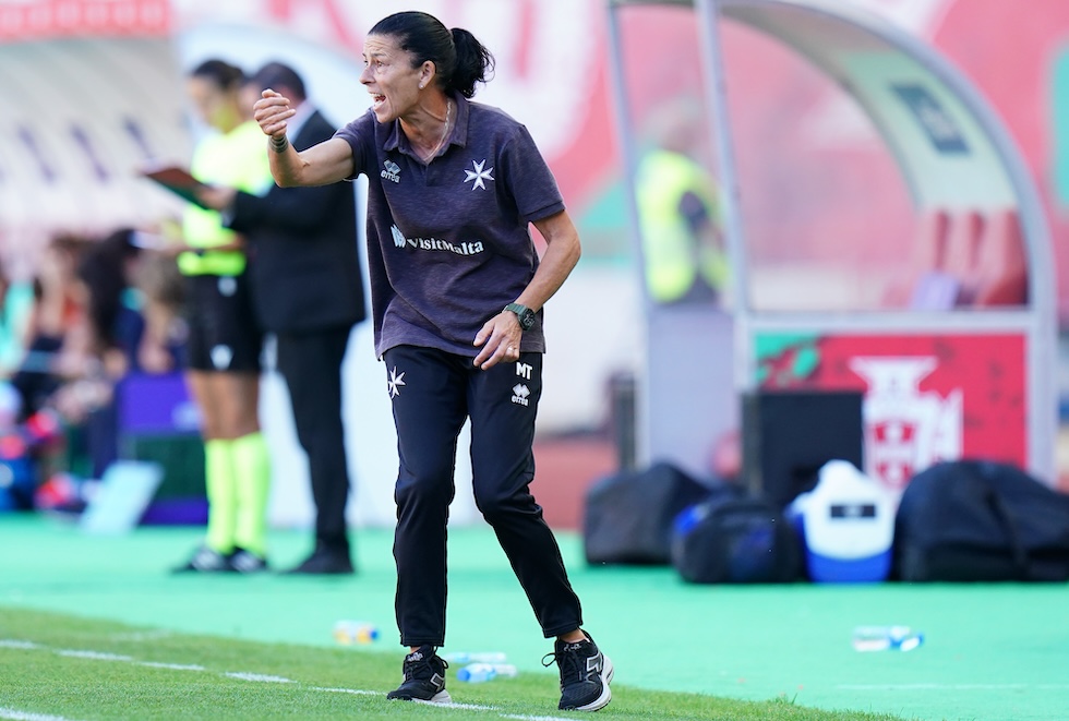 L'allenatrice della nazionale maltese femminile Manuela Tesse, 16 luglio 2024 (Gualter Fatia/Getty Images)