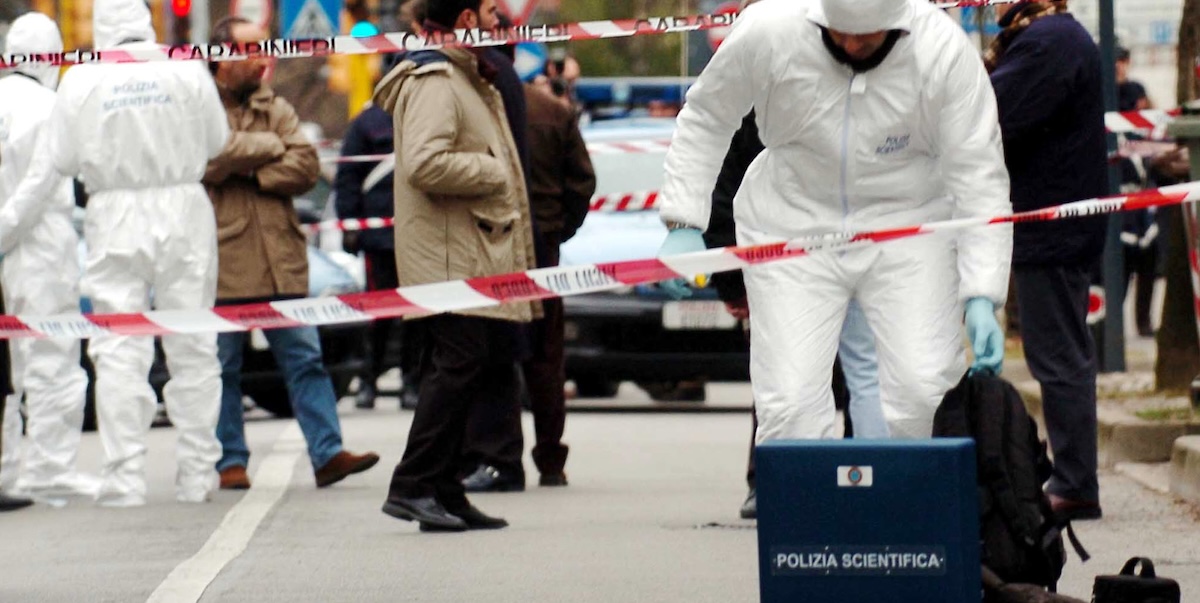 La nuova perizia sui reperti degli attentati dell’Unabomber italiano non ha rilevato corrispondenze con il DNA degli indagati