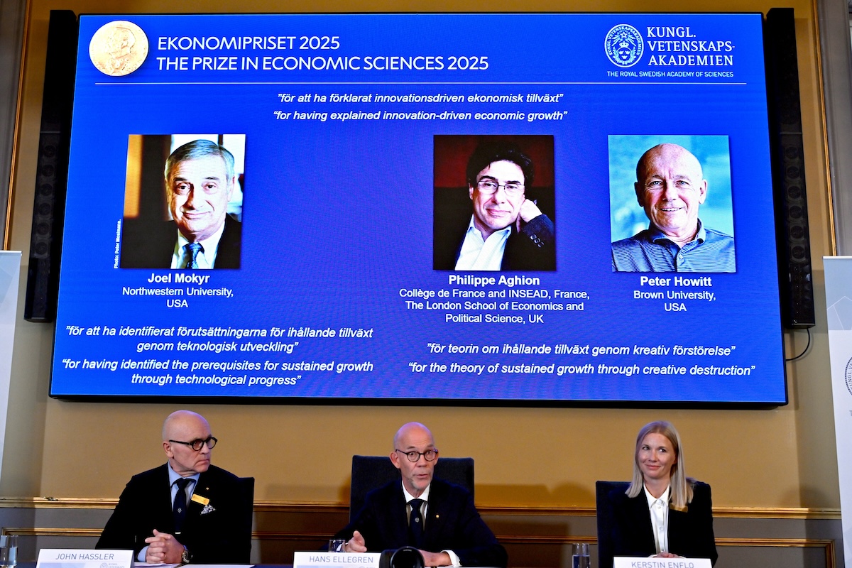 Il Premio Nobel per l’Economia a Joel Mokyr, Philippe Aghion e Peter Howitt