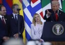 La presidente del Consiglio italiana Giorgia Meloni durante il discorso di Trump all'incontro sul futuro di Gaza. A un certo punto Trump ha presentato Meloni come una «bellissima giovane donna», mettendola in imbarazzo.