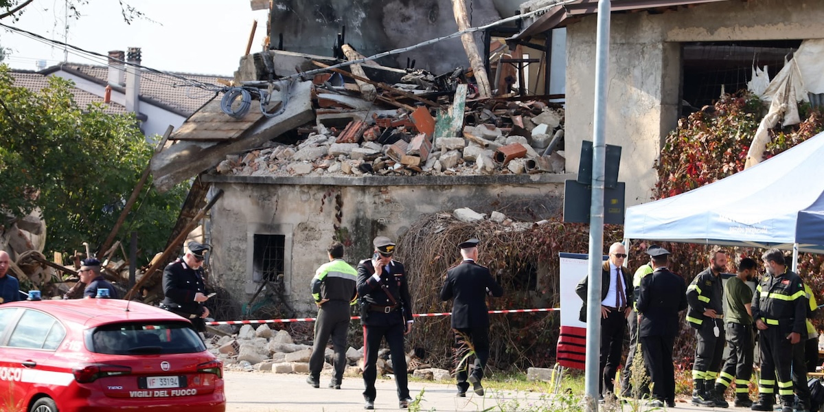 Cosa si sa dell'esplosione della casa vicino a Verona in cui sono morti tre  carabinieri - Il Post