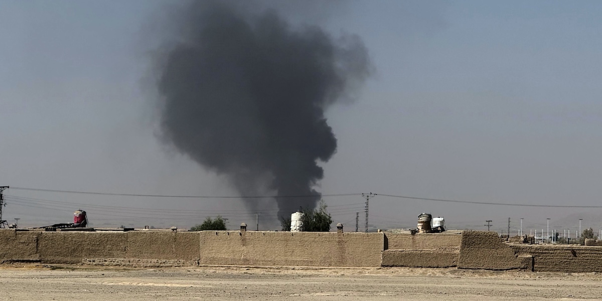 Afghanistan e Pakistan si sono accordati per un cessate il fuoco di 48 ore, dopo giorni di scontri sul confine