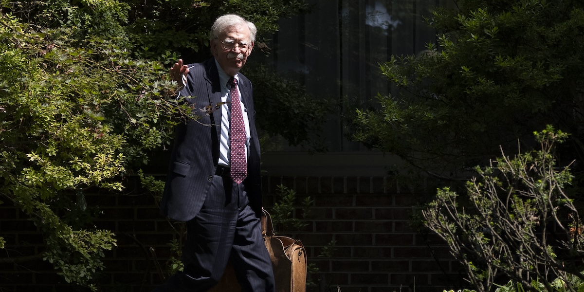 L’ex consigliere per la sicurezza nazionale degli Stati Uniti John Bolton è stato incriminato