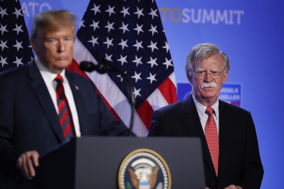 Trump e Bolton durante una riunione della NATO nel 2018 (Sean Gallup/Getty Images)