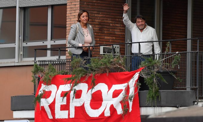 Che cosa sappiamo sulla bomba esplosa davanti alla casa di Sigfrido Ranucci