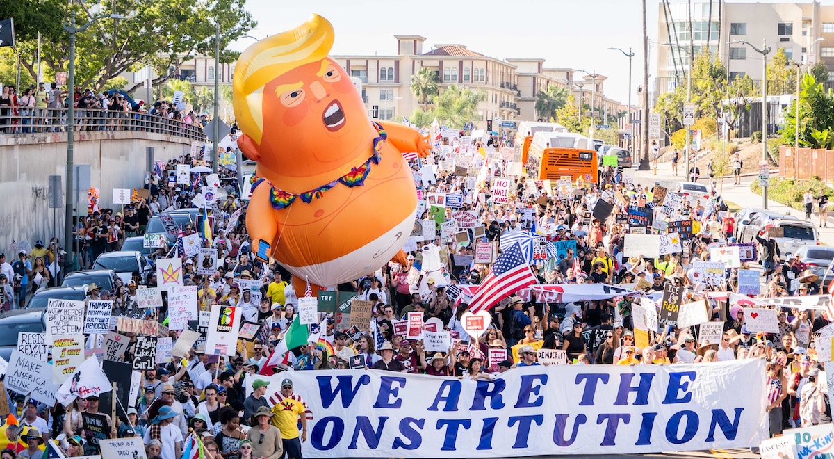 Le grandi proteste contro Trump con lo slogan “No Kings”