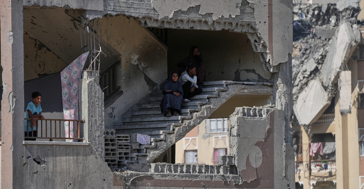 Il cessate il fuoco a Gaza regge, per ora