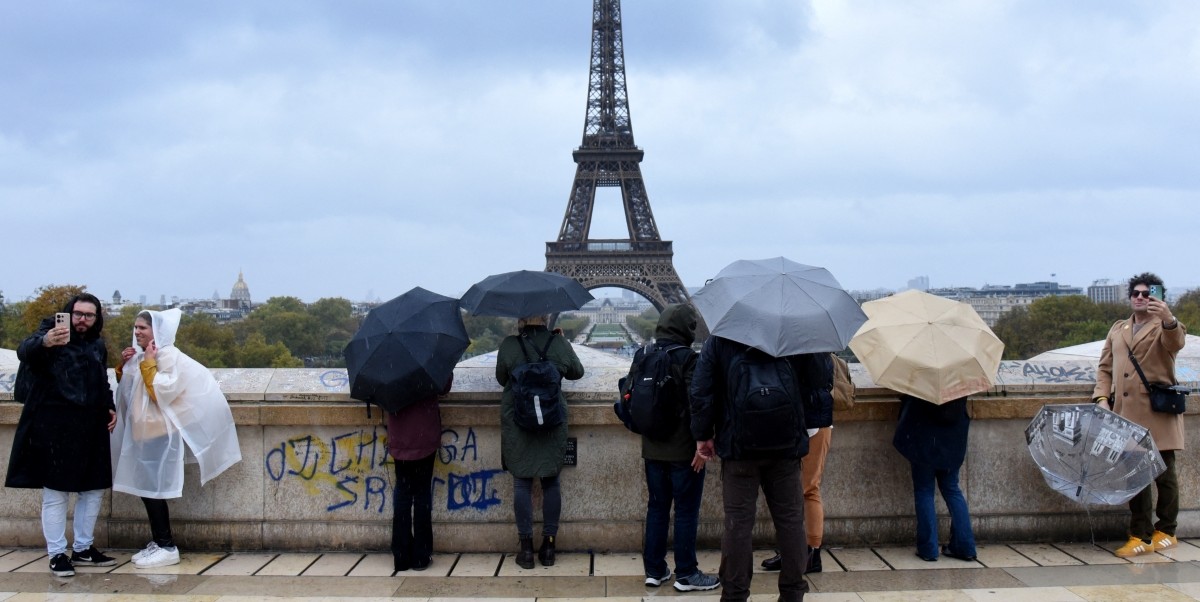 Una persona è morta e sette sono ferite a causa di una forte tempesta in Francia
