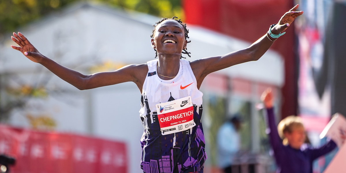 L’atleta keniana Ruth Chepngetich, detentrice del record mondiale femminile della maratona, è stata squalificata tre anni per doping
