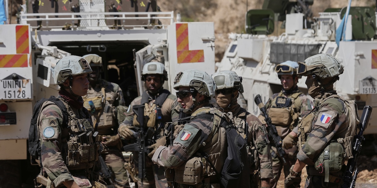 L’esercito israeliano ha lanciato una granata e un colpo di artiglieria contro l’UNIFIL nel sud del Libano