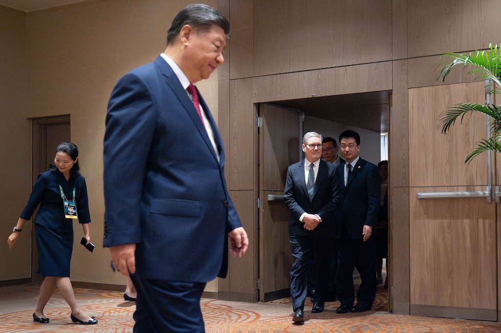 Starmer arriva a un incontro con Xi durante il G20 in Brasile del novembre del 2024