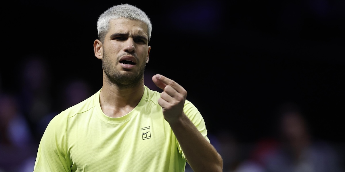 Alcaraz ha perso a sorpresa al primo turno del torneo Masters 1000 di Parigi: Sinner può tornare al primo posto della classifica mondiale