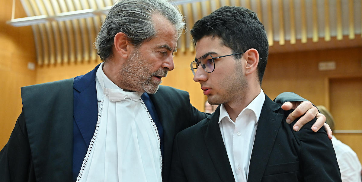 La Corte di Cassazione ha assolto definitivamente Alex Cotoia, che nel 2020 uccise il padre violento