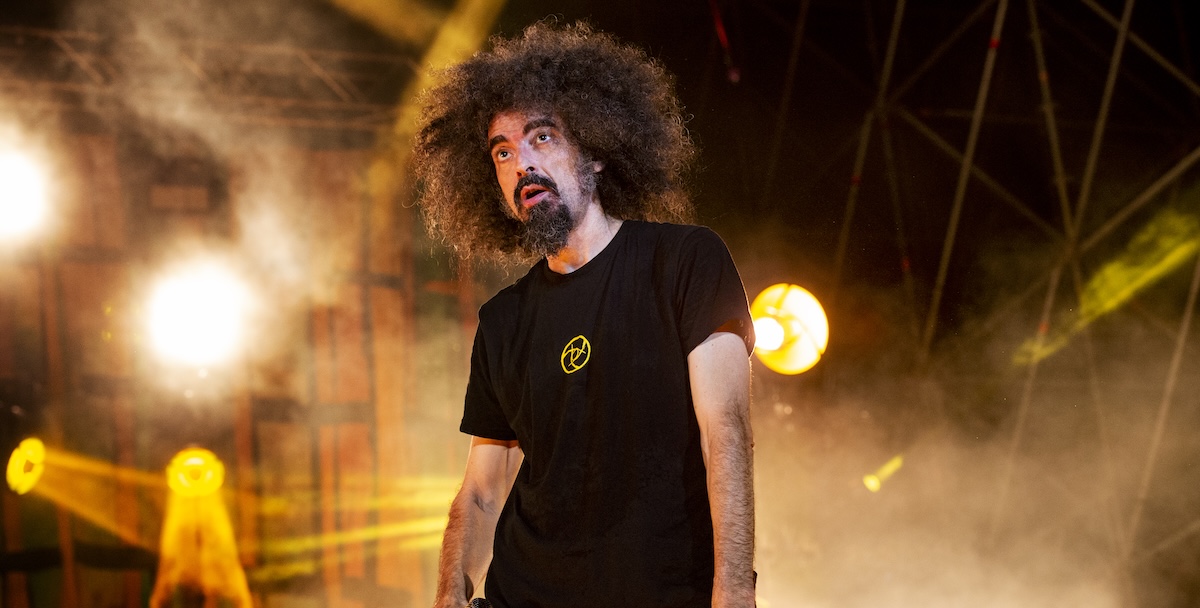 Leggi l'articolo: Il mezzo album mezzo fumetto di Caparezza