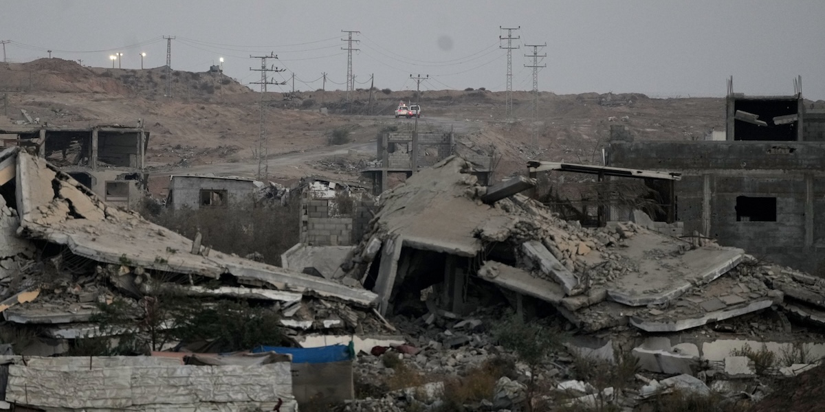 Hamas ha consegnato altri 3 corpi che dice essere di ostaggi morti nella Striscia di Gaza