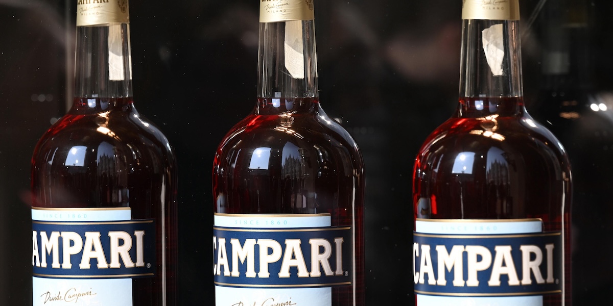 La Guardia di Finanza ha sequestrato azioni per 1,2 miliardi di euro alla holding che ha la maggioranza del Gruppo Campari