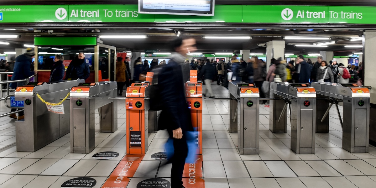 Oggi, venerdì 7 novembre, in alcune città è previsto lo sciopero di mezzi pubblici e autostrade
