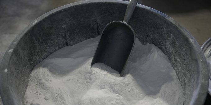 La Cina ha sospeso il divieto di esportare tre metalli rari negli Stati Uniti