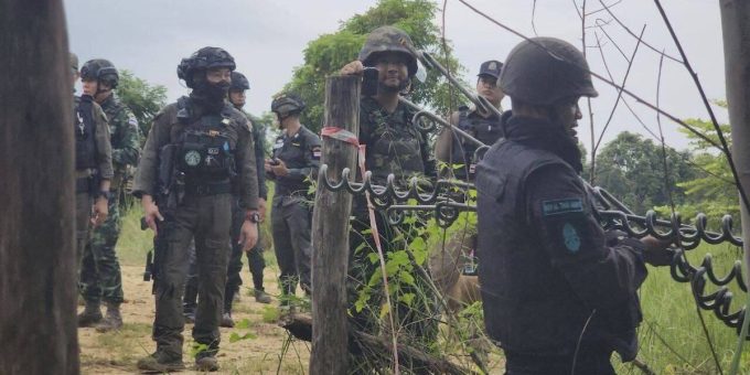 La Thailandia ha sospeso gli accordi di pace con la Cambogia a causa del ferimento di alcuni suoi soldati sul confine