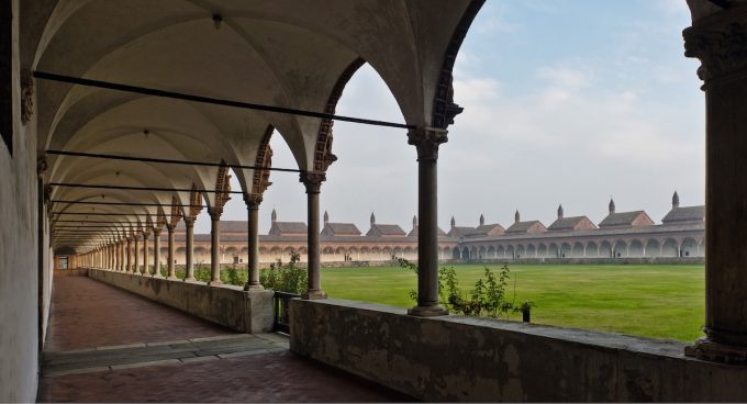 I monasteri italiani non ce la fanno più