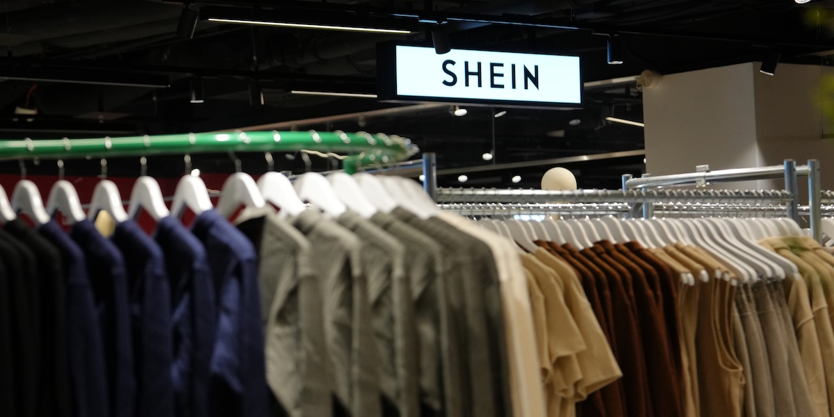 Shein ha rinviato l’apertura di cinque nuovi negozi in Francia