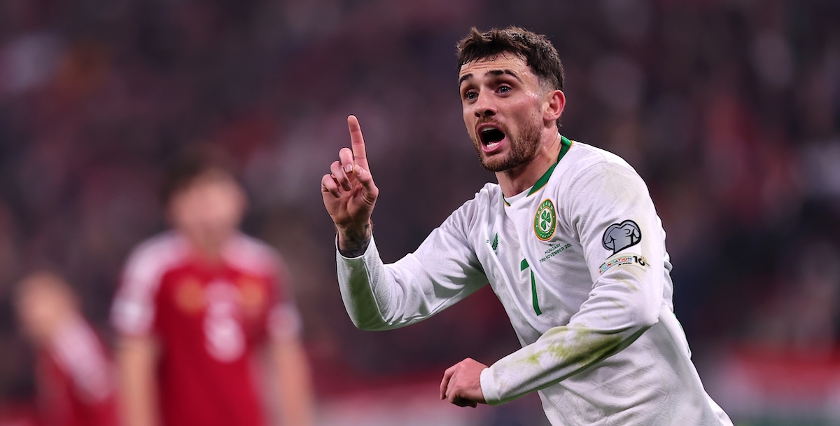 Il gol all’ultimo minuto con cui l’Irlanda si è meritata un posto agli spareggi per i Mondiali di calcio