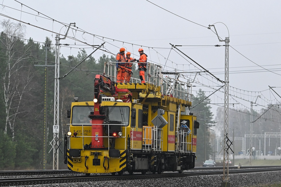 L'intervento per riparare la linea a, il 17 novembre
