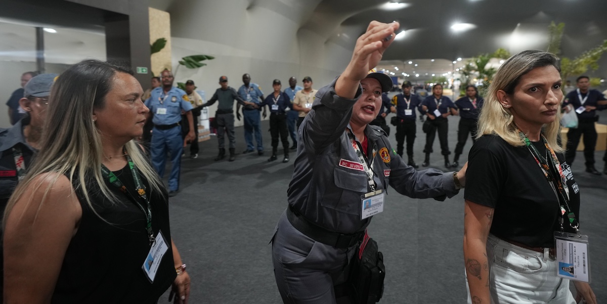 C’è stato un incendio nella sede della COP30 a Belém, in Brasile, che è stata temporaneamente evacuata