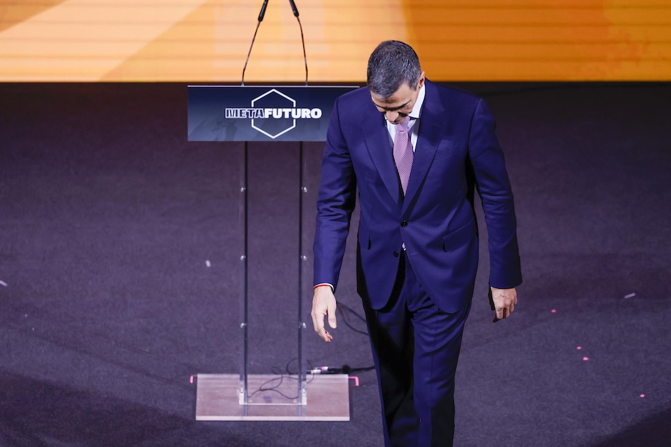 Pedro Sánchez dopo un intervento pubblico a Madrid, il 19 novembre 