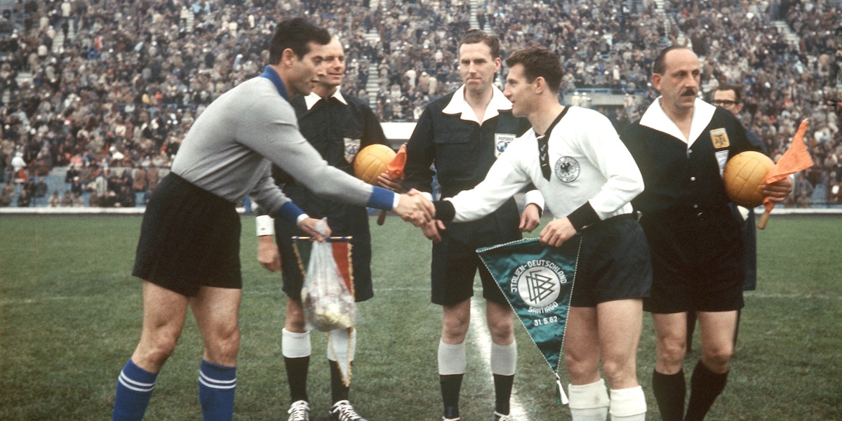 È morto a 95 anni Lorenzo Buffon, storico portiere del Milan negli anni Cinquanta